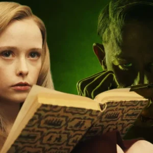Ella es Adeline Watkins, la novia de Ed Gein en la serie de Netflix