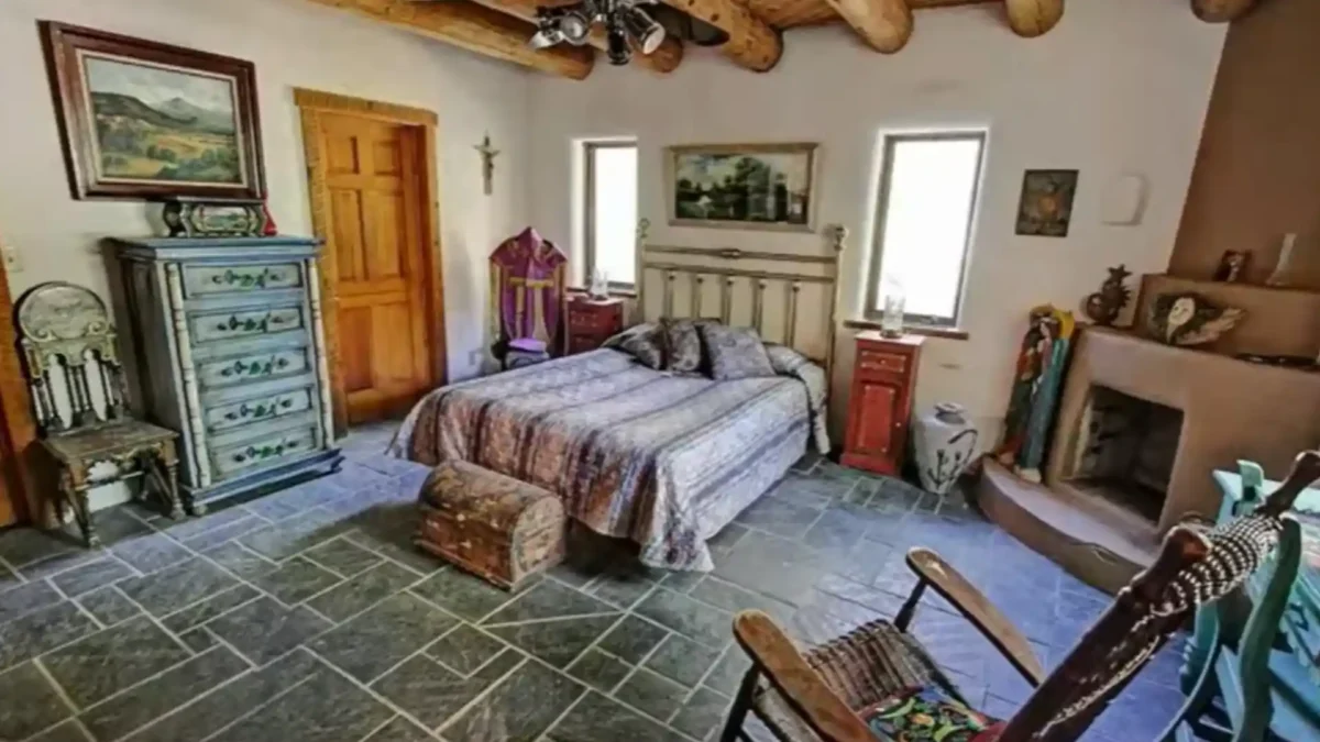 ¿Cómo es la casa que Juan Gabriel construyó para sus hijos? (FOTOS) Rancho Ivjohaje: Así es la casa que construyó Juan Gabriel para sus hijos en 18 FOTOS