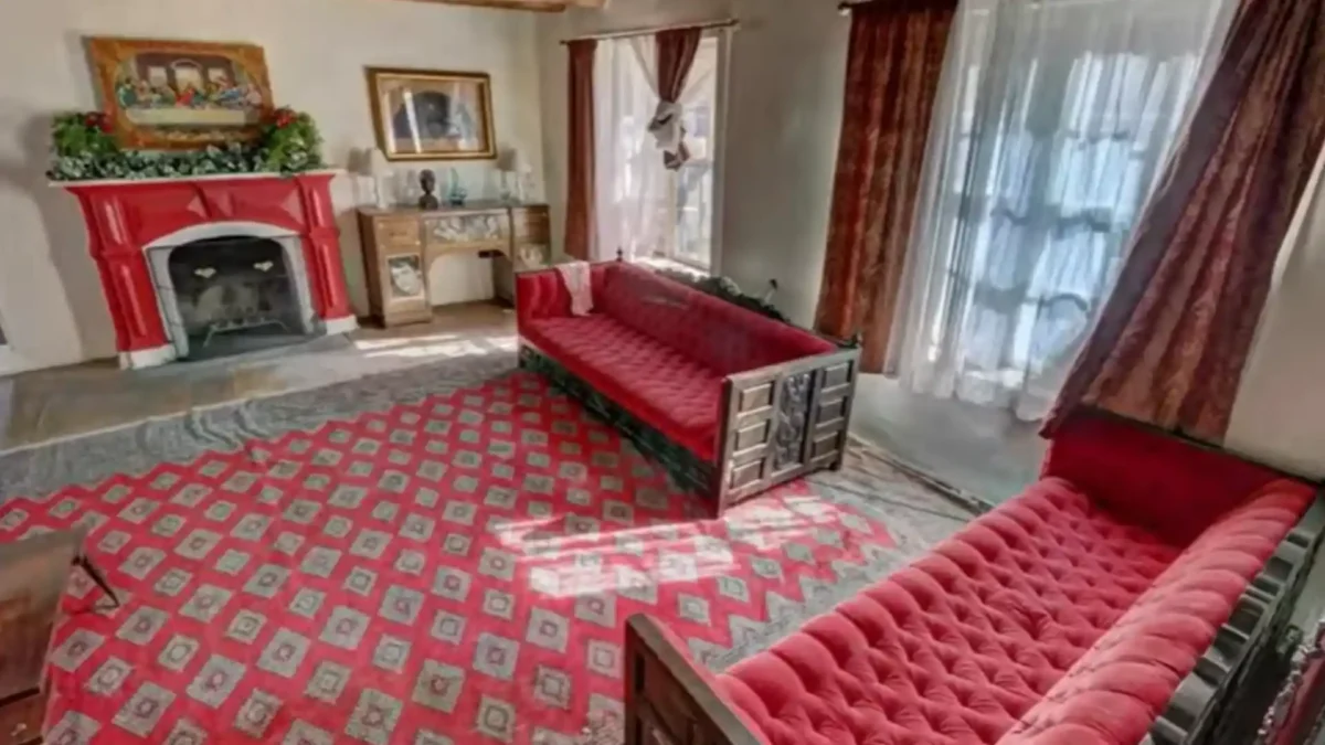 ¿Cómo es la casa que Juan Gabriel construyó para sus hijos? (FOTOS) Rancho Ivjohaje: Así es la casa que construyó Juan Gabriel para sus hijos en 18 FOTOS