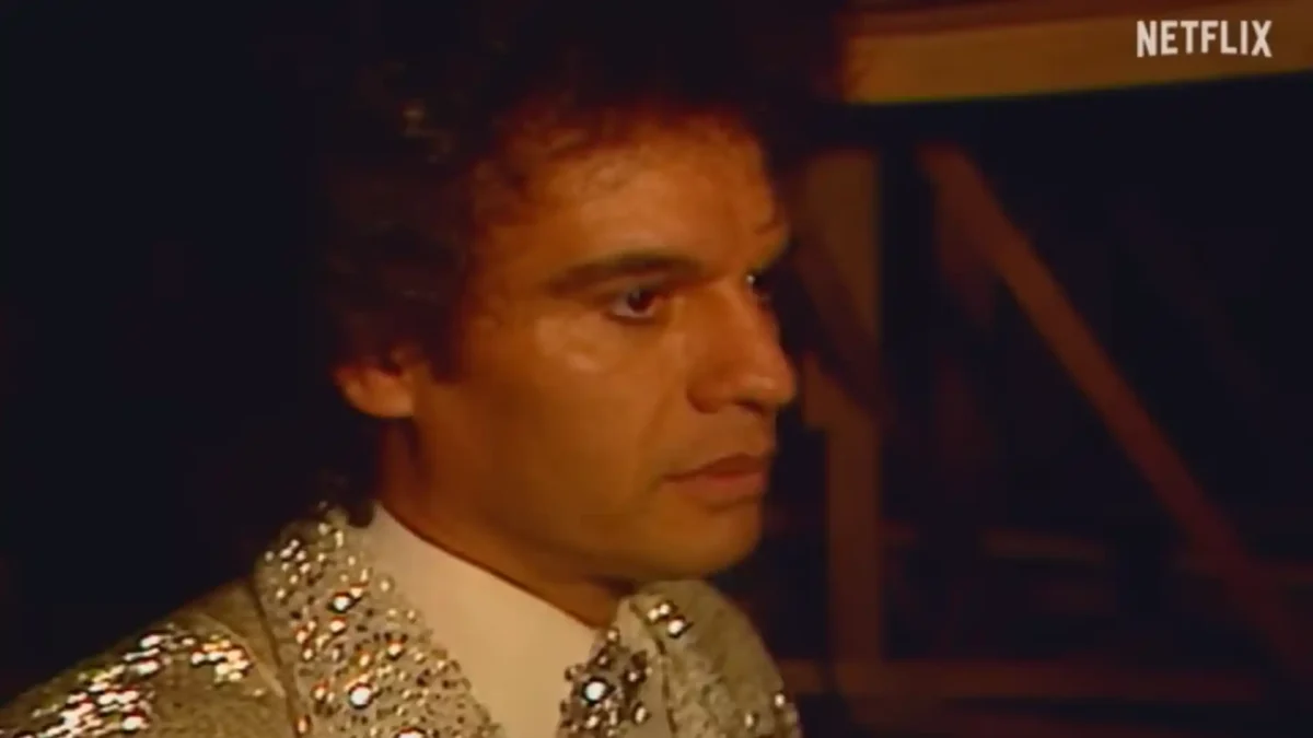 Juan Gabriel: Debo, puedo y quiero: Así fue como el Divo de Juárez recuperó los derechos sobre más de 500 canciones Juan Gabriel: Así recuperó los derechos de sus 500 canciones