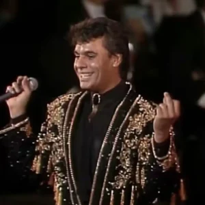 Juan Gabriel diseñadores: ¿Quiénes fueron los genios detrás de su estilo?