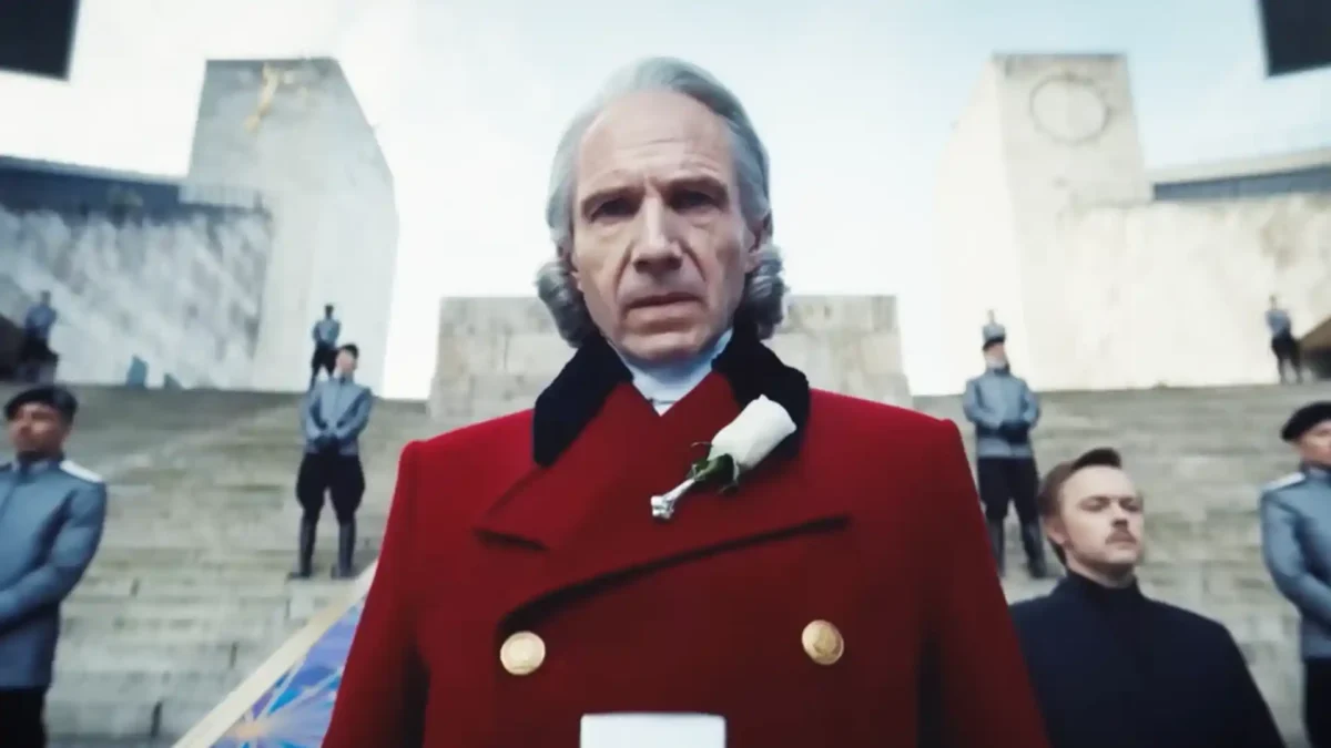 Ralph Fiennes: ¿Quién da vida a Snow en Los juegos del hambre: Amanecer en la cosecha? 3 Ralph Fiennes: ¿Quién da vida a Snow en Los juegos del hambre: Amanecer en la cosecha?