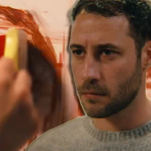 Ozan Dolunay: quién es el actor de İlker en 'Te conozco'